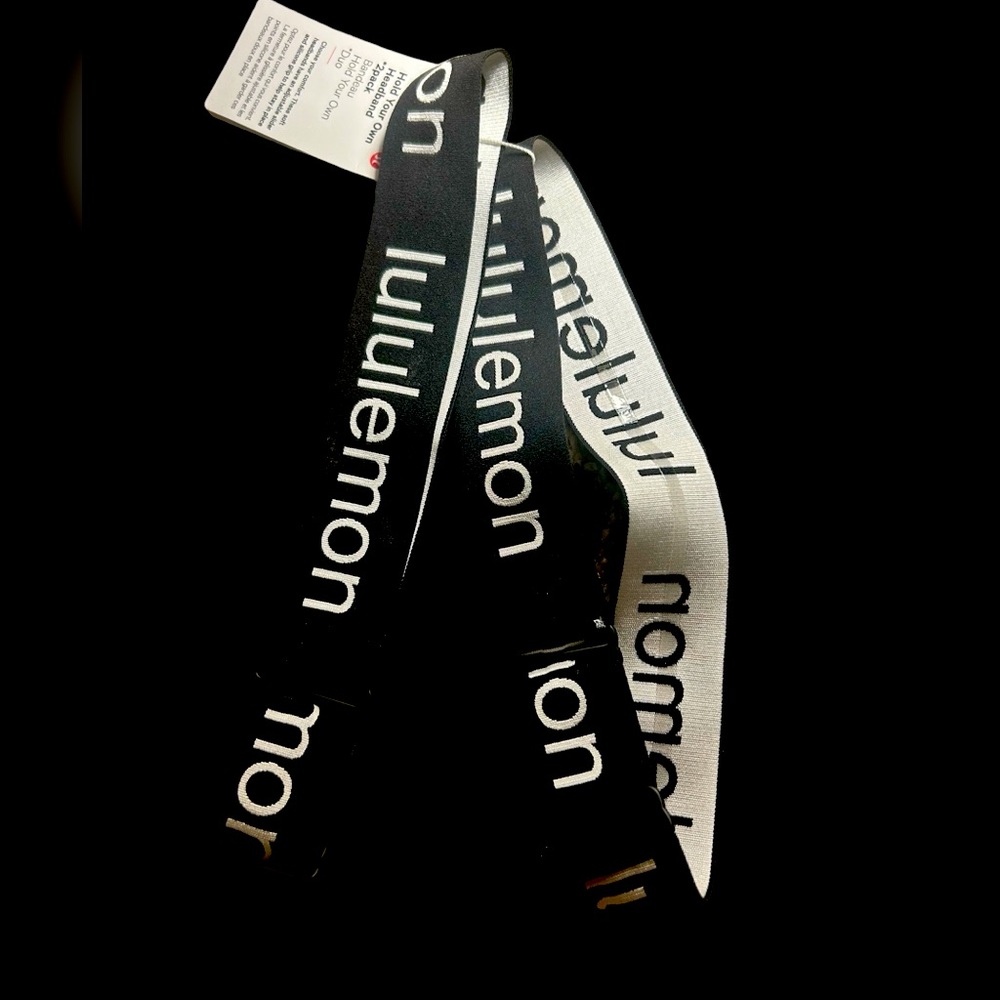 Lululemon hold your own headband 2 pack